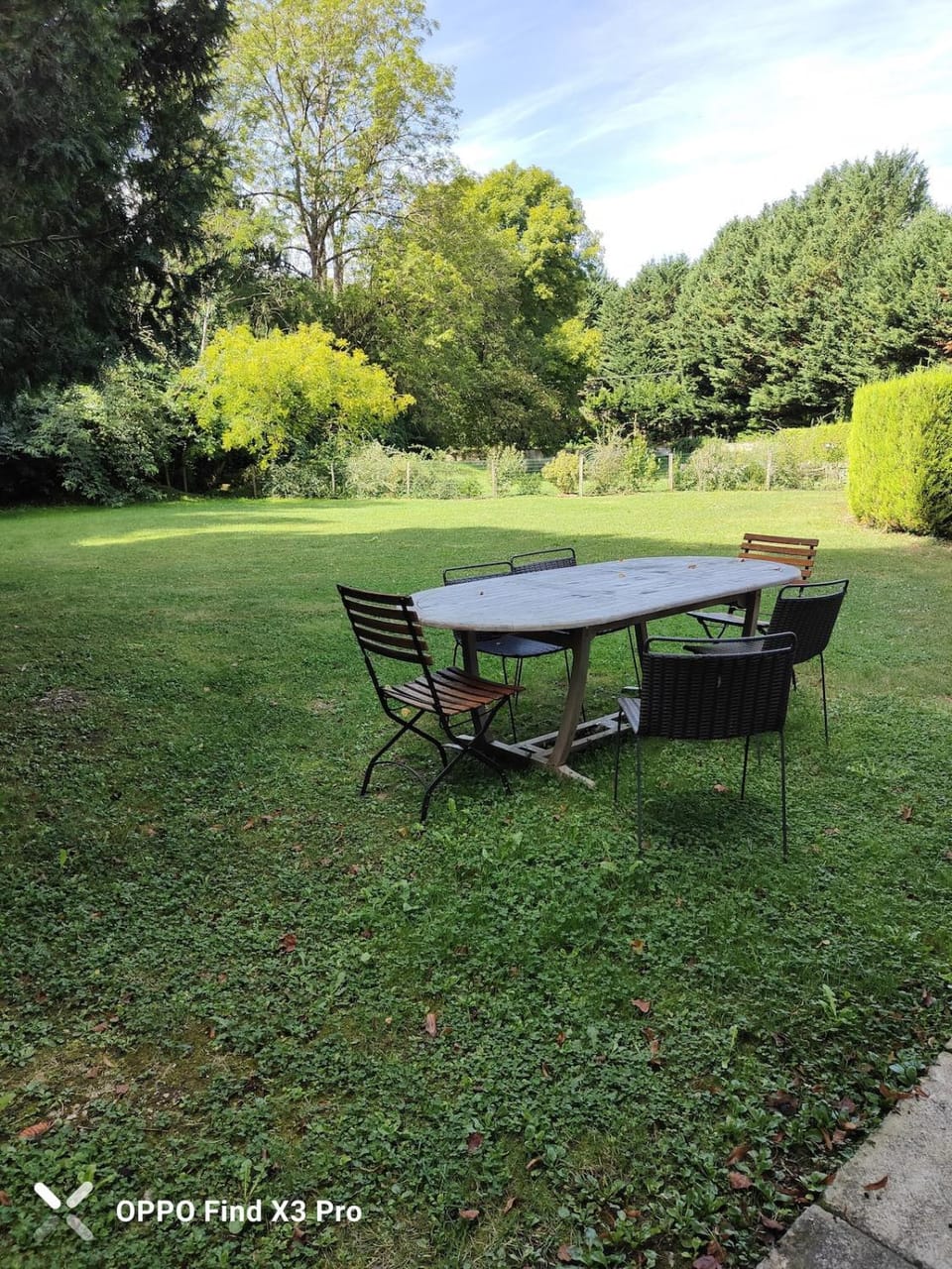 Garden, Dining area