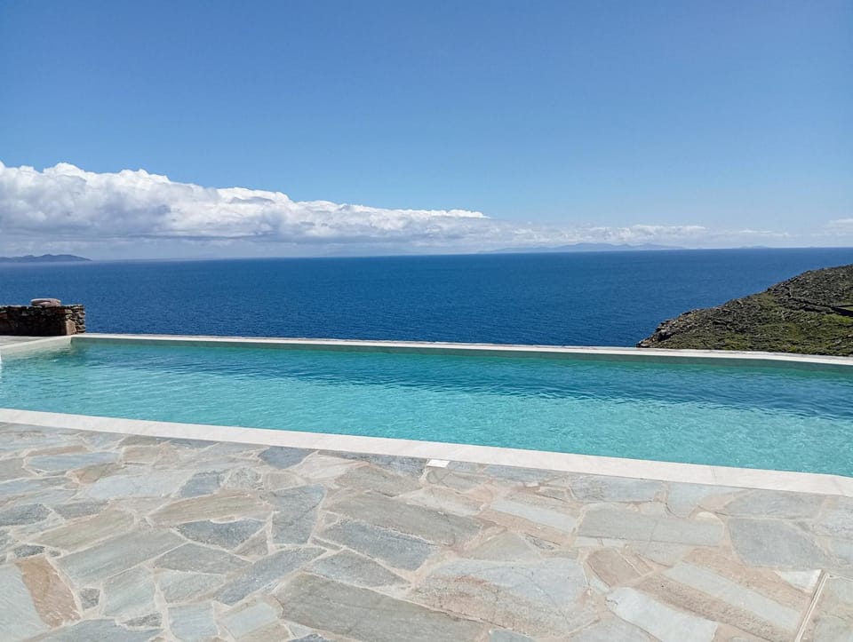 Sea view, Swimming pool