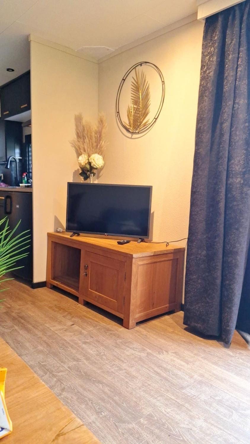 cozy chalet by the forest! Apartment in Drenthe (province)