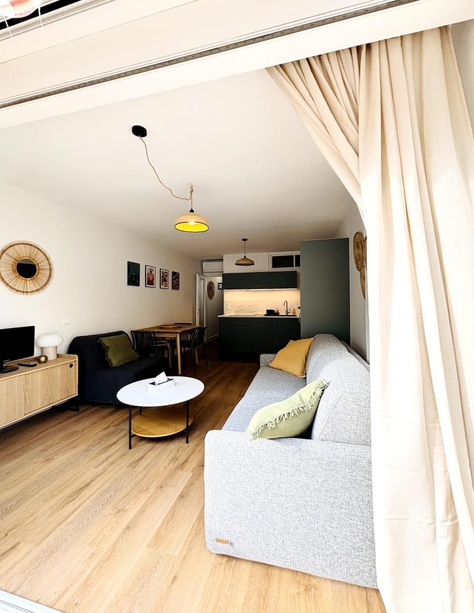 Seating area