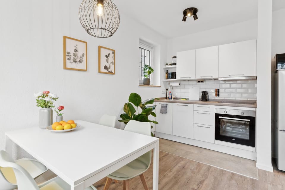 Kitchen or kitchenette, Dining area, dishwasher, oven, stove, toaster