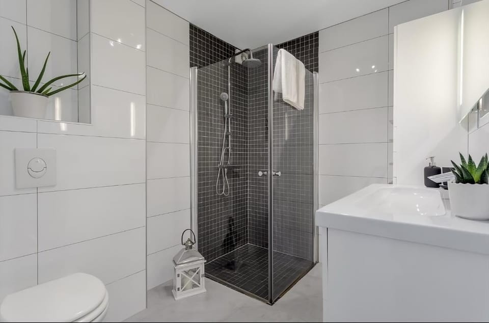 Spacious 4 bedroom apartment perfect for big groups for Ski WC Apartment in Trondheim