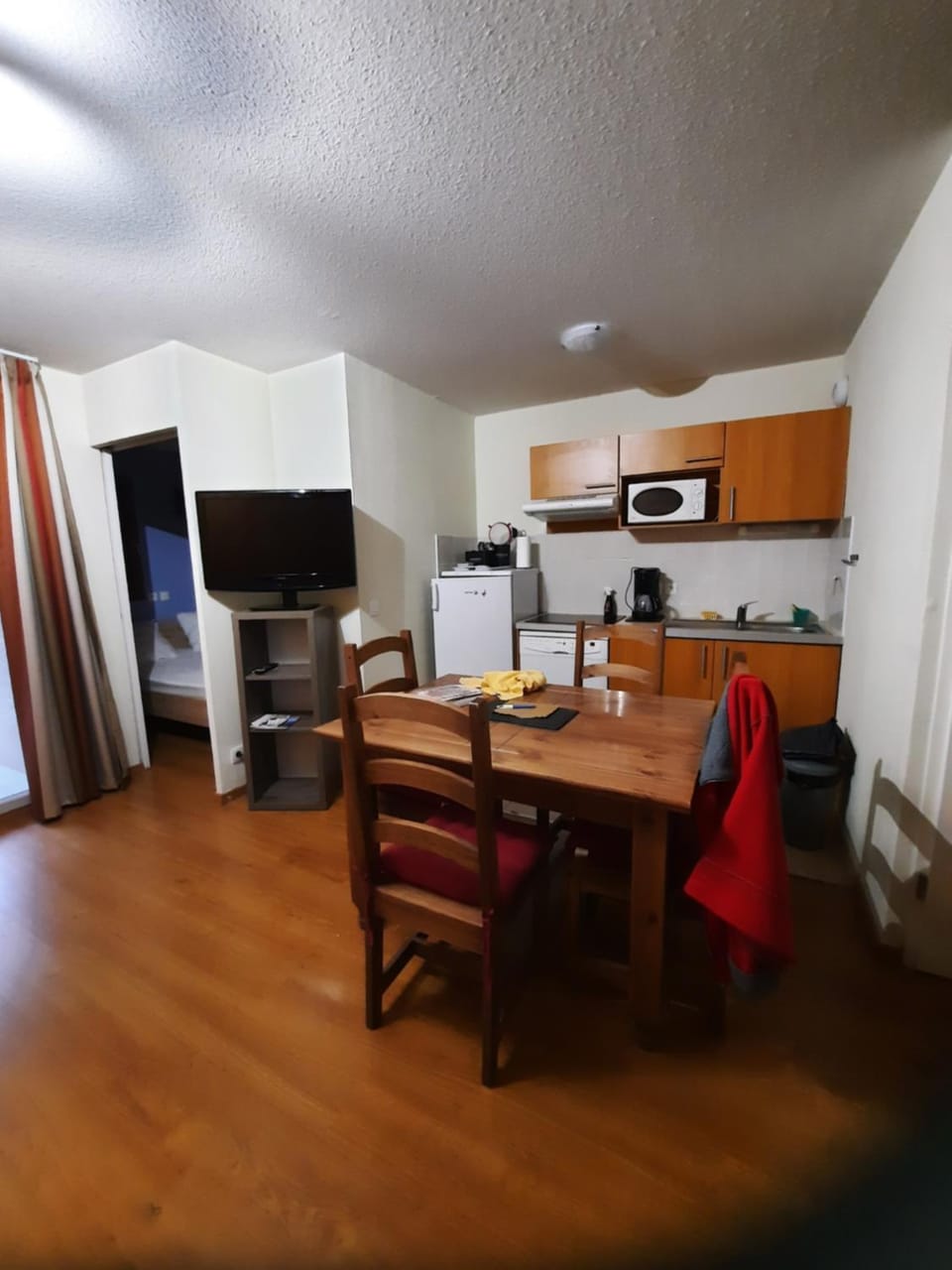 appart 4 pers ,petite terrasse, jardinet Apartment in Luz-Saint-Sauveur