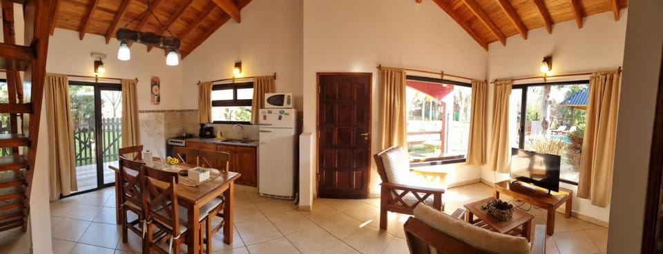 Cabaña La Yuli House in Santa Teresita
