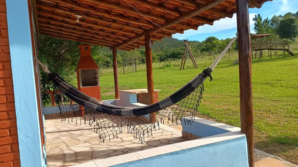 Pousada Recanto JF da Serra- Chalé Azulão Nature lodge in State of São Paulo