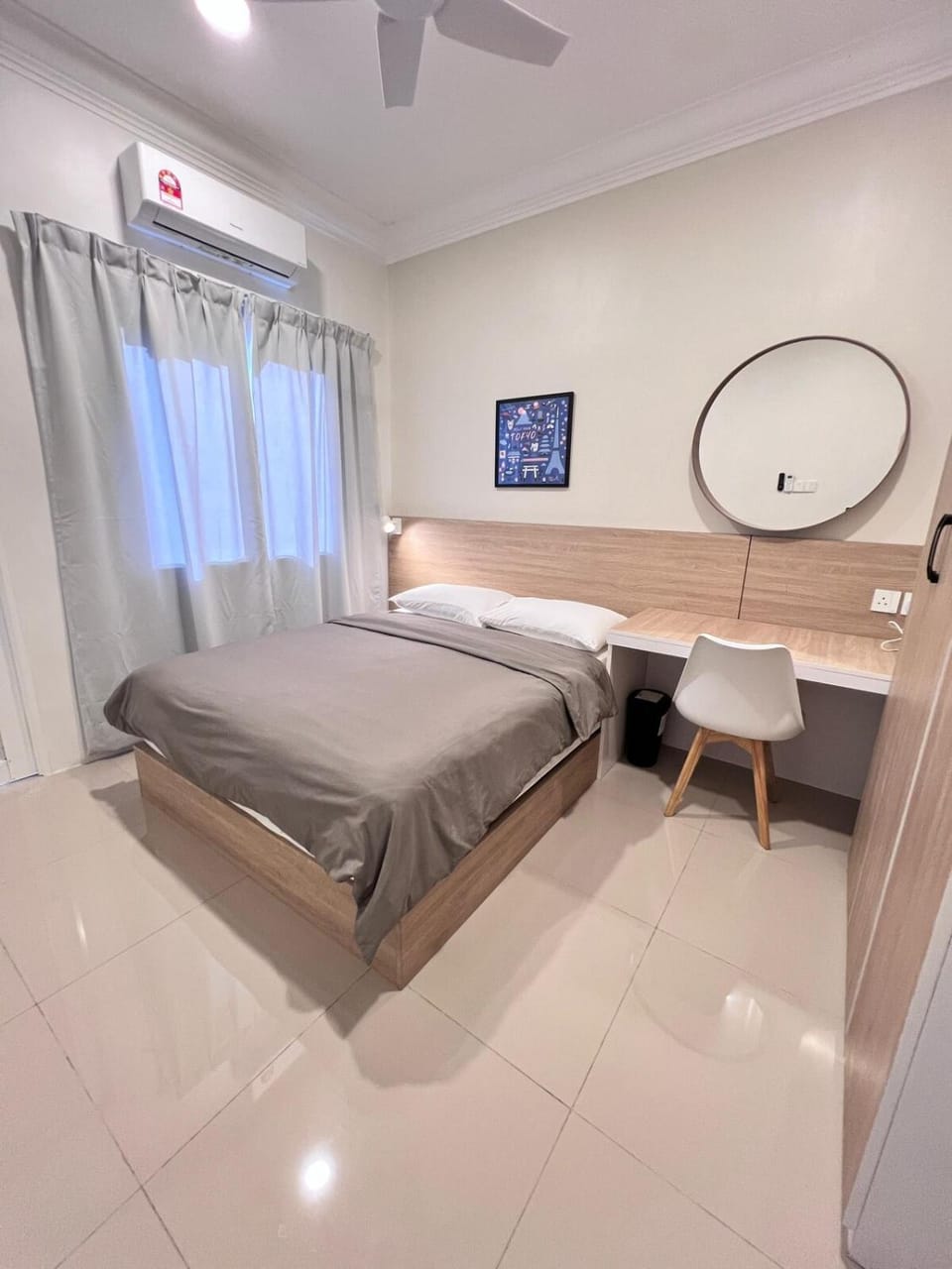 Bedroom