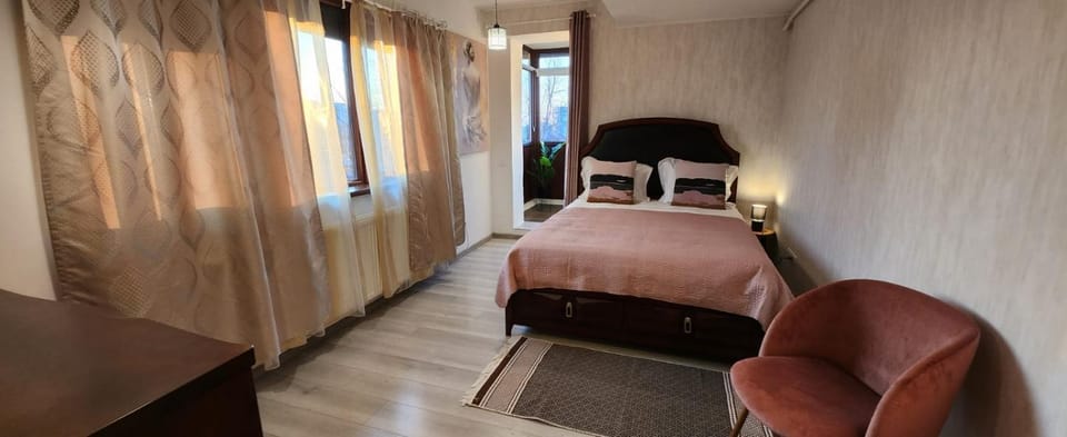 Morii Lake Studio Apartment in Bucharest