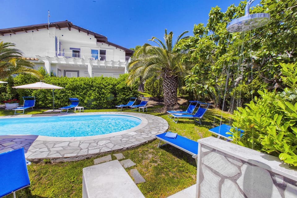 Property building, Patio, Spring, Day, Garden, Swimming pool