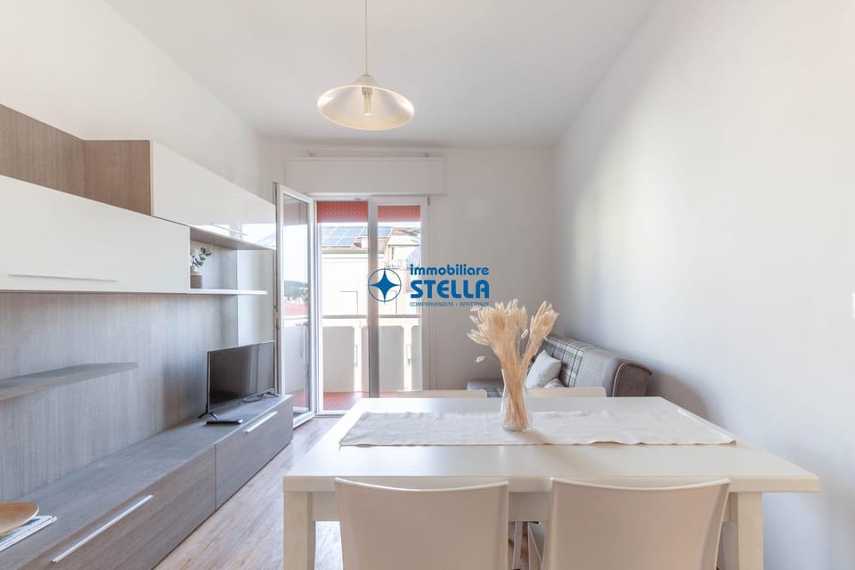 TV and multimedia, Kitchen or kitchenette