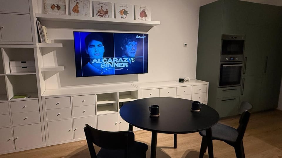 TV and multimedia, Dining area