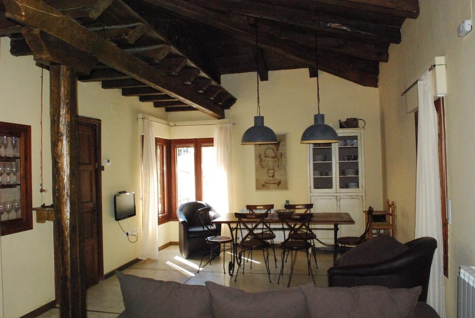 Torre Viladot House in Solsonès