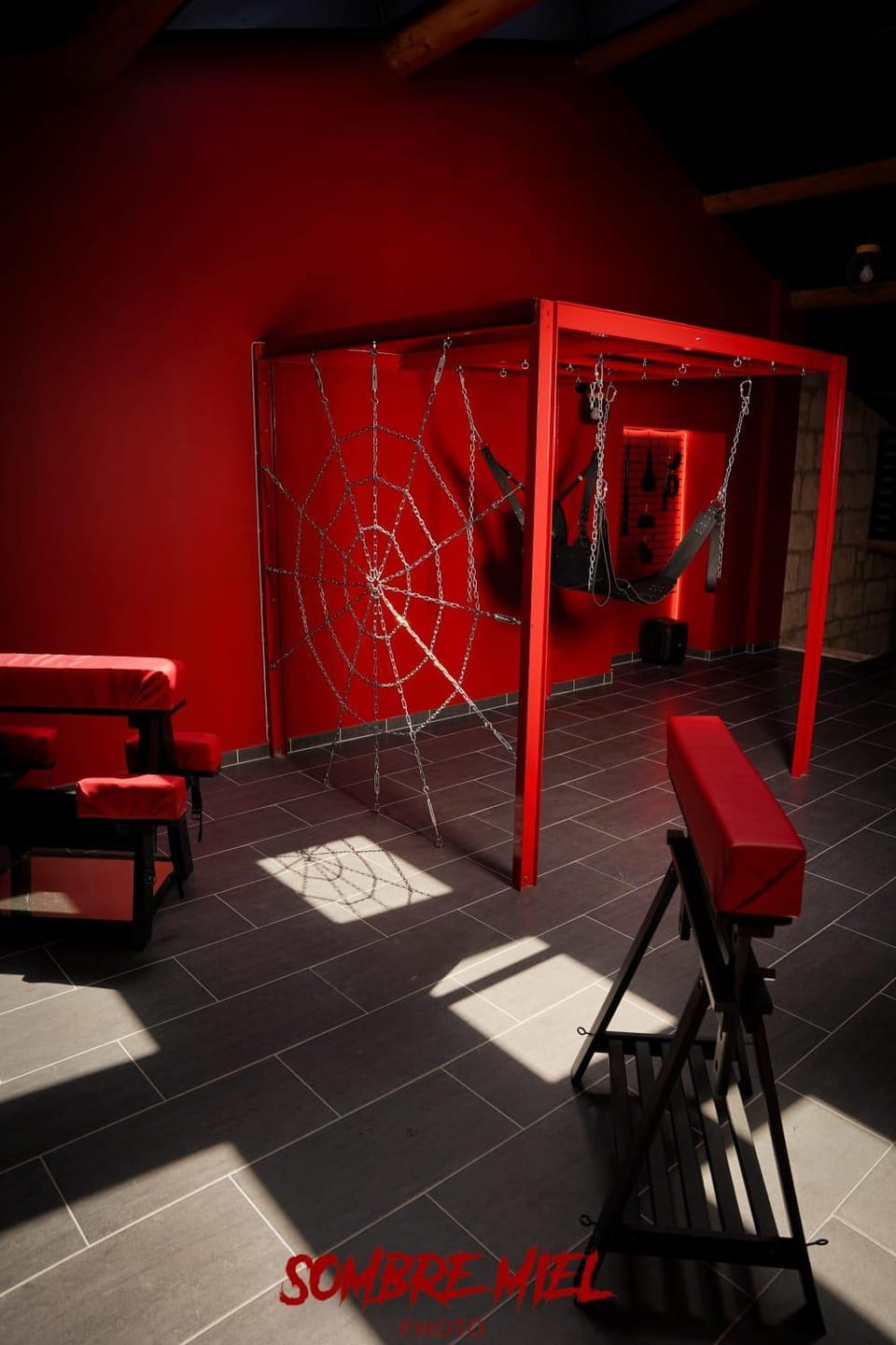 La chambre des plaisirs secrets Apartment in Provence-Alpes-Côte d'Azur