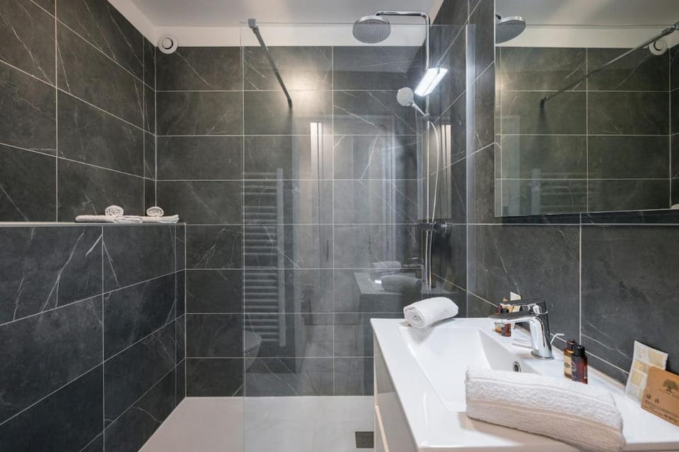 LE CARRE DOR - Tout Confort -Hyper centre - Plage Apartment in Menton