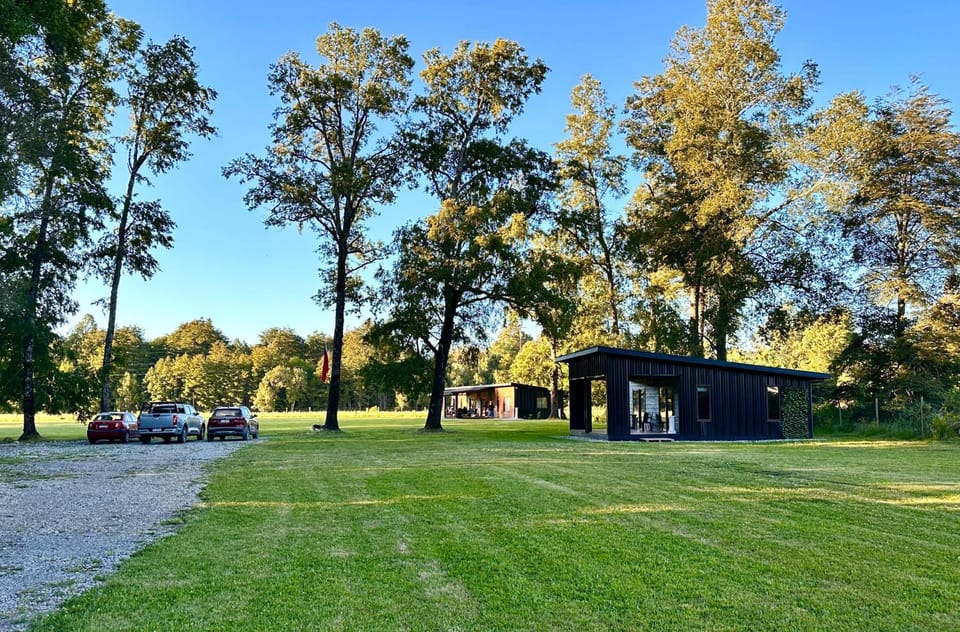 Property building, Natural landscape, Garden, Garden view