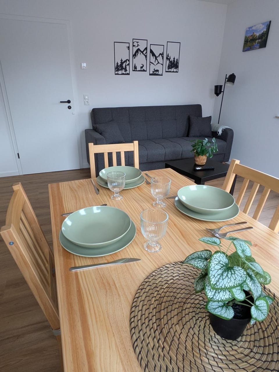 Living room, Dining area