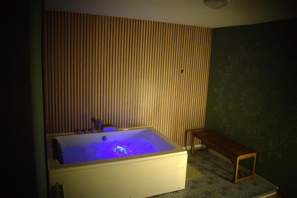 Hot Tub
