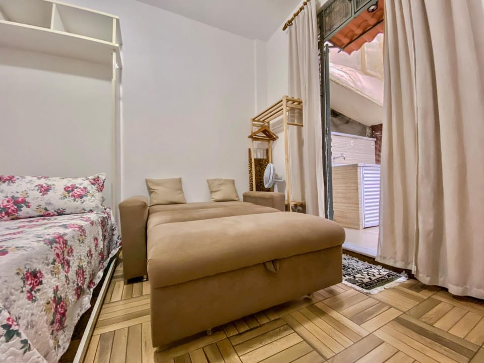 Apartamento estúdio inteiro no coração de Santa Teresa! Apartment in Santa Teresa
