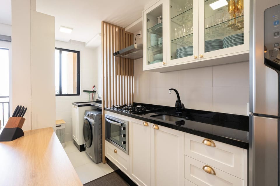 Kitchen or kitchenette, washing machine