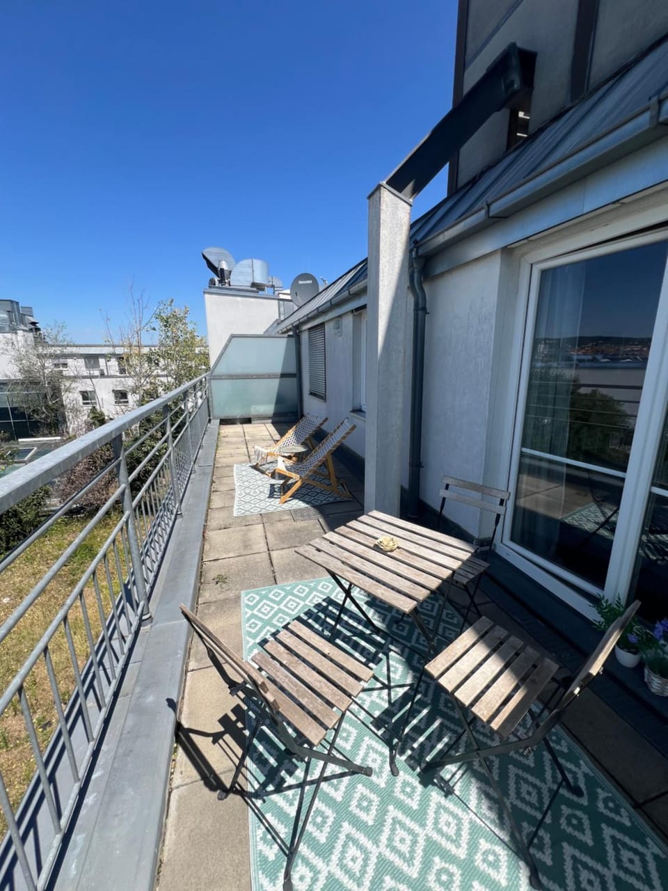 Property building, Balcony/Terrace