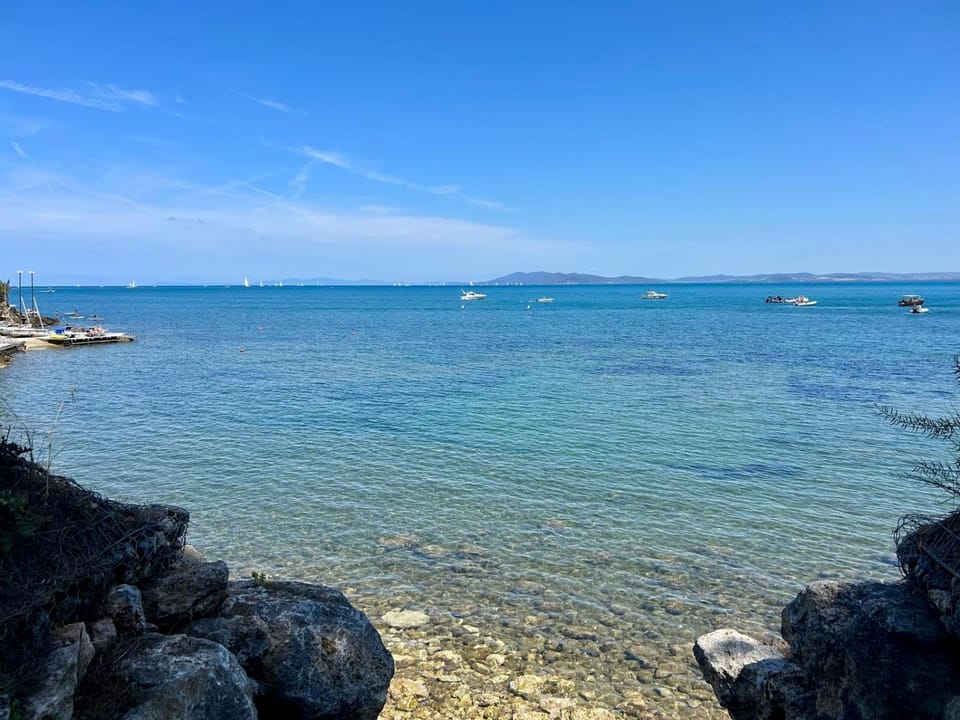 Nearby landmark, Sea view