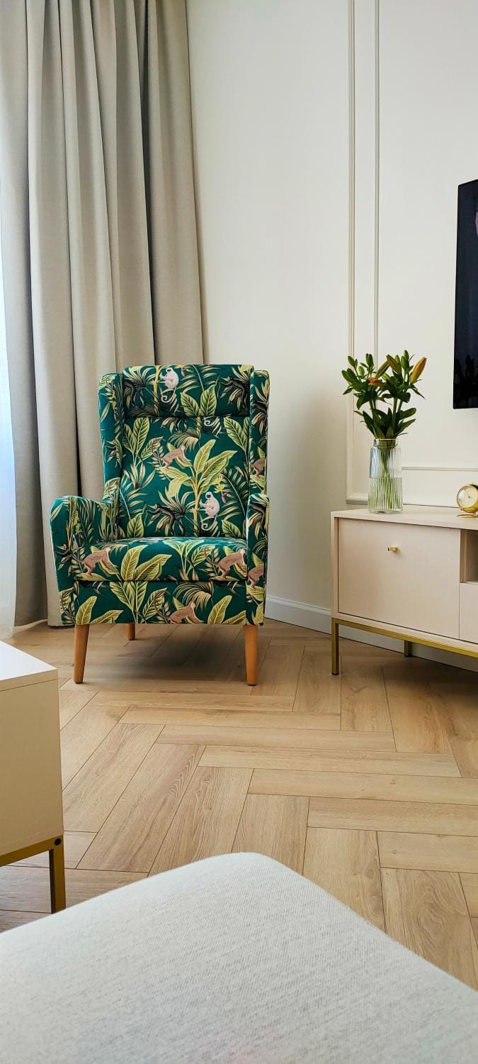 Living room, Photo of the whole room, Decorative detail, Seating area