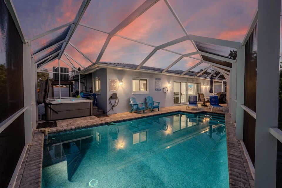 Miramar Palms by Sun Palace Vacations House in Estero Island