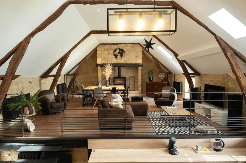 Communal lounge/ TV room