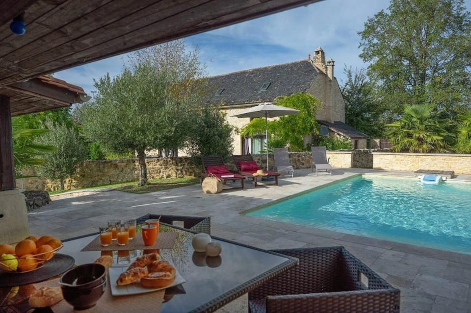 Balcony/Terrace, Swimming pool