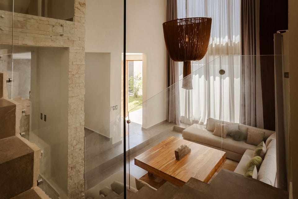 Living room, Photo of the whole room