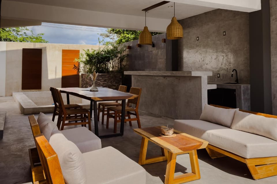 Patio, Seating area