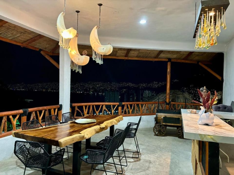 Casa Rubi House in Acapulco