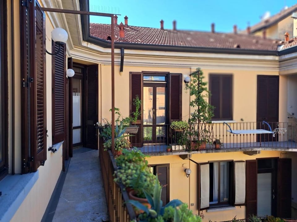 Milan center charming apartment Apartment in Milan