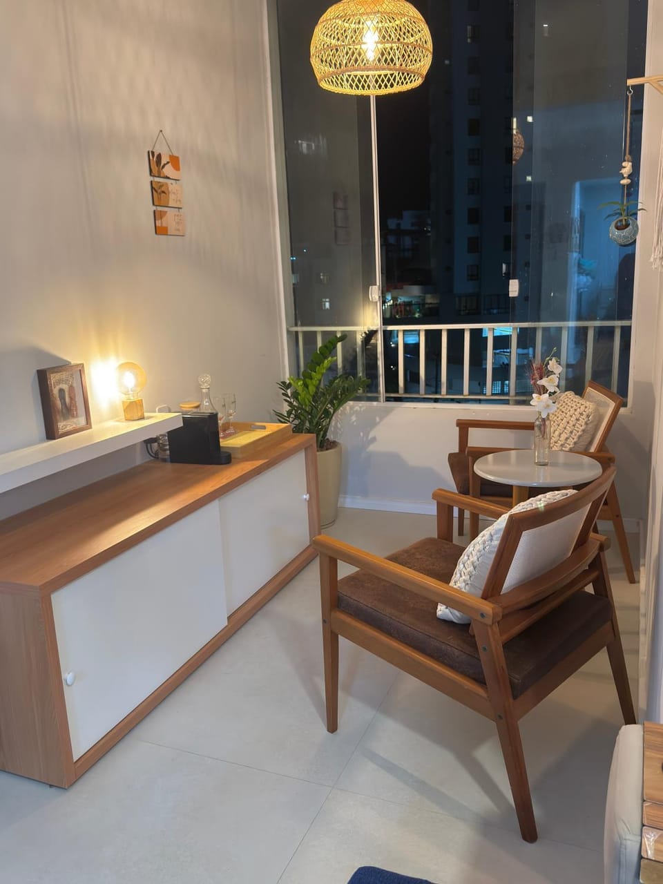 Communal lounge/ TV room, Balcony/Terrace, Living room