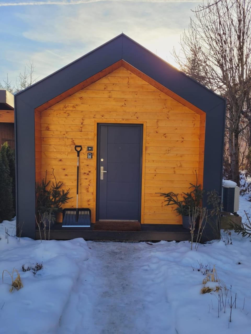 Property building, Winter