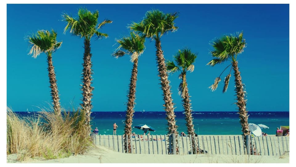 Nearby landmark, Beach