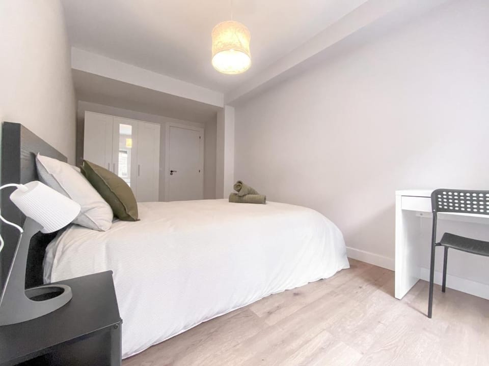 Moderno piso céntrico al lado de la playa Apartment in Gijón