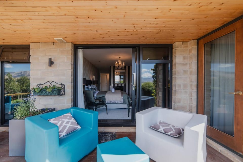Private Room Near the Lake - Ohau Inn in Lake Tekapo
