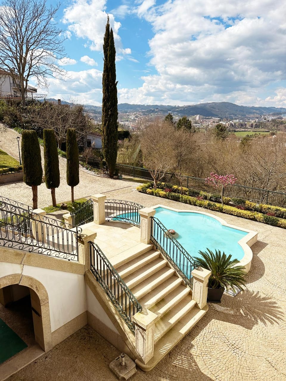 Patio, Natural landscape, Balcony/Terrace