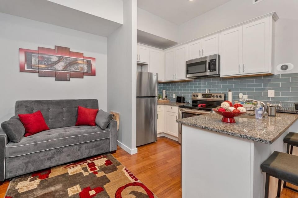 Kitchen or kitchenette, Living room, Seating area