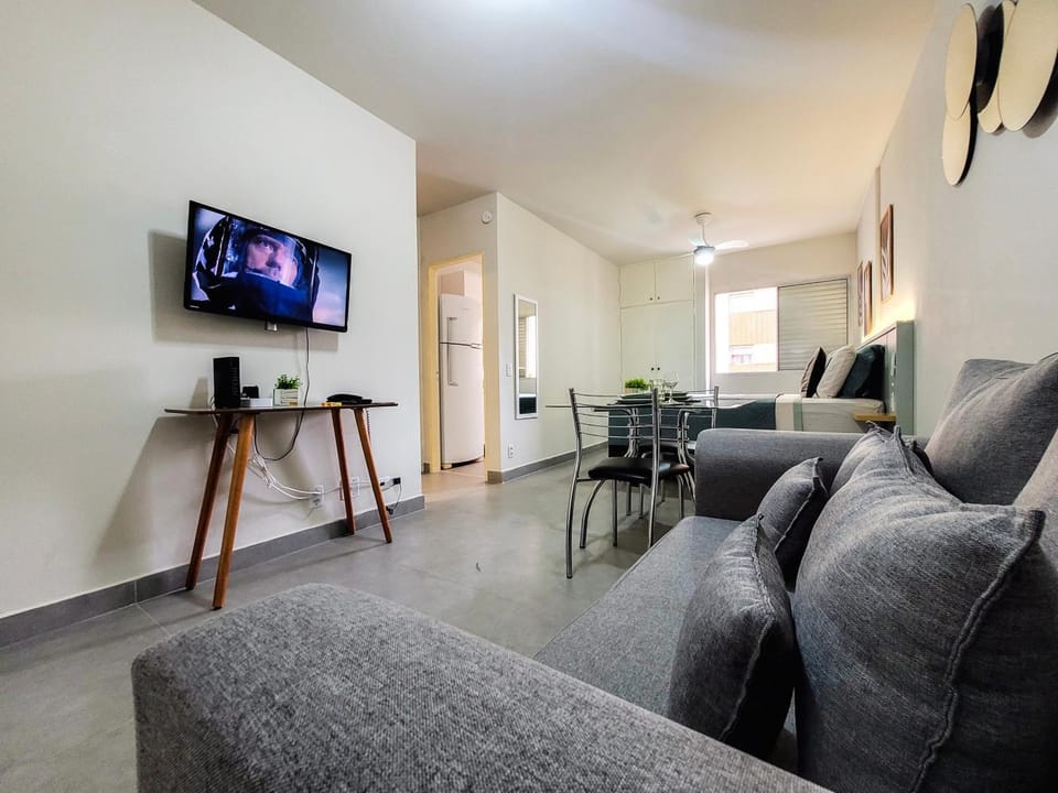 Living room, internet