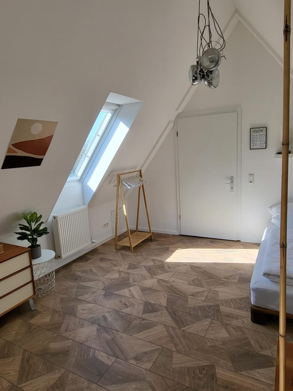 Photo of the whole room