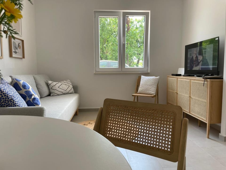 Apartment Sur la plage Apartment in Podstrana