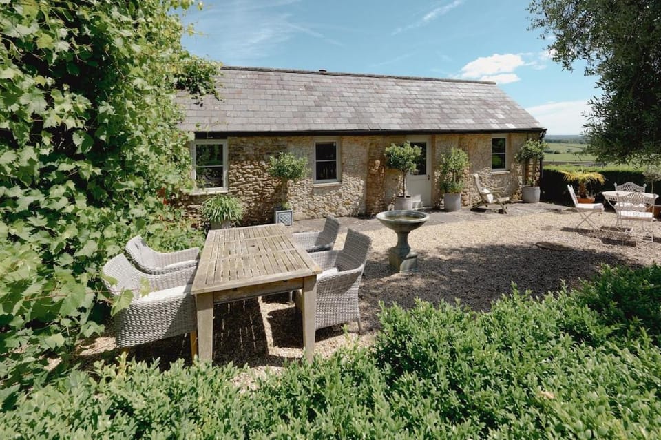 Pitcombe Barn, Bruton House in Bruton