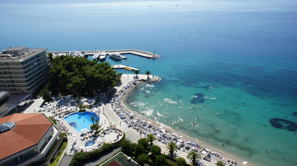 Activities, Beach, On site