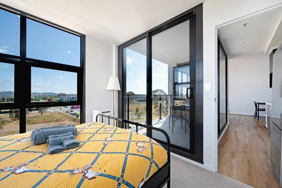 Natural landscape, View (from property/room), Bedroom