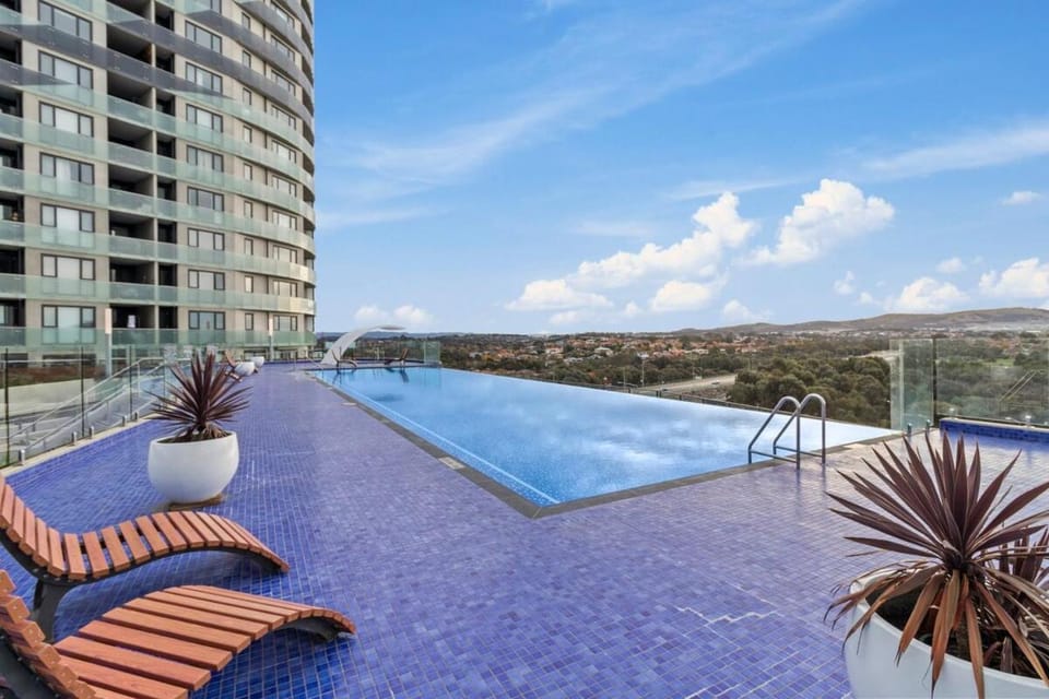 View (from property/room), Pool view, Swimming pool, sunbed
