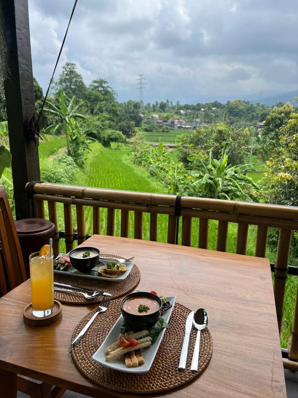 Restaurant/places to eat, Natural landscape, View (from property/room), Food and drinks, Food