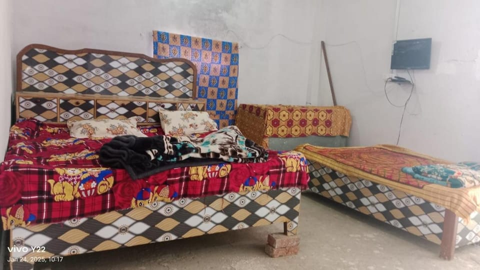 Room Apartment in Uttar Pradesh