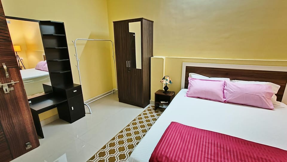 Bed, Bedroom, wardrobe