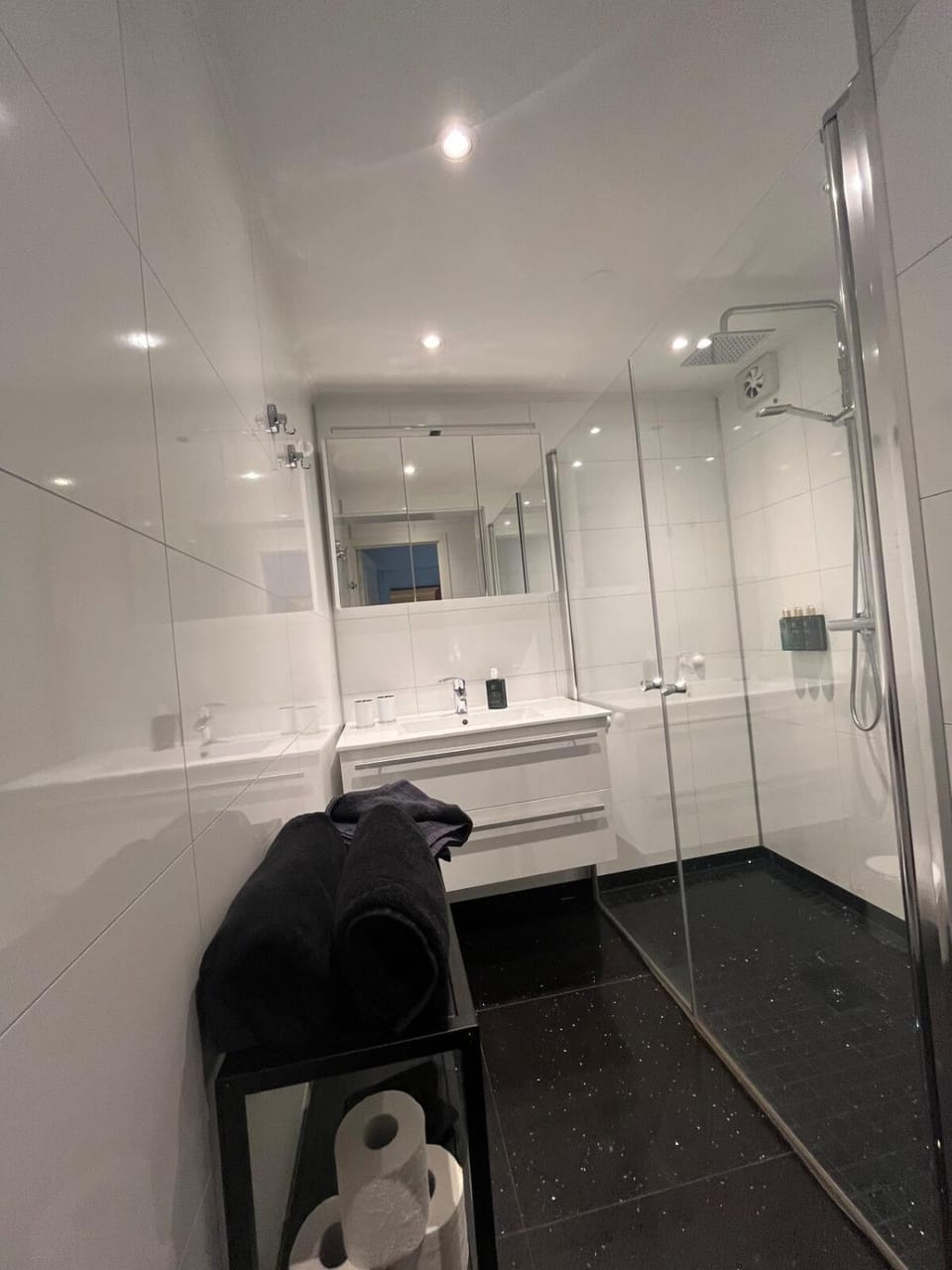 Shower, Bathroom